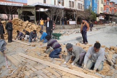 Gökçeada'da İmece Usulü Üst Yapı