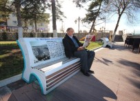 BEYŞEHIR GÖLÜ - Konuşan Banklar Beyşehir Turizmine Rehberlik Ediyor