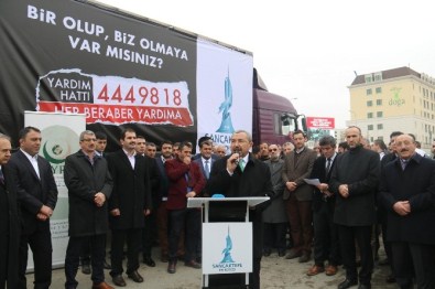 Sancaktepe Belediyesi'nden Bayırbucak Türkmenlerine 8 Tır Yardım