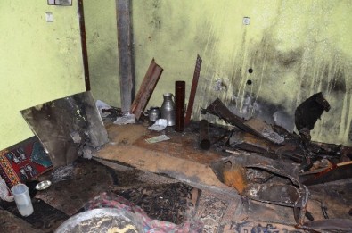 Malatya'da Odun İçerisine Yerleştirilen Bomba Patladı Açıklaması 7 Yaralı