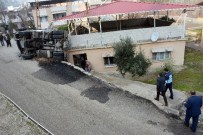 Tır Evin Üzerine Devrildi