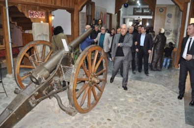 Dostlar Divanından İnegöl Çıkarması