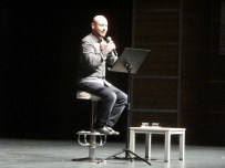 GEBZELI - Yazar Kahraman Tazeoğlu, Okurlarıyla Buluştu