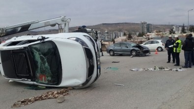 Başkent'te Trafik Kazası:1 Ölü, 3 Yaralı