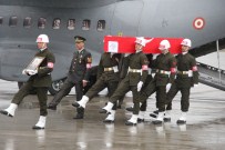 SAMSUN EMNIYET MÜDÜRÜ - Şehidi Törenle Karşıladılar