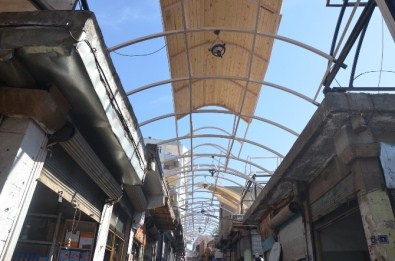 Tarihi Çarşılar Büyükşehir İle Çatıya Kavuştu