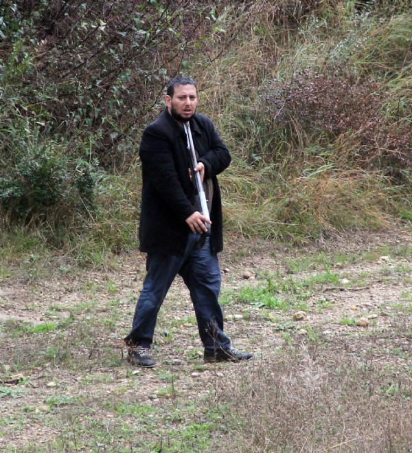 Çocuklarını göremeyen baba kendini vurdu