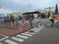 Hediye Bisikletlerden Önce Öğrencilere Sürüş Eğitimi