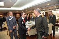 ÖZLÜK HAKLARI - Köy Korucularından Genelkurmay Başkanı Orgeneral Akar'a Ziyaret