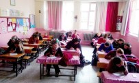 ÇOCUK EĞİTİMİ - Veliler Sınavda Ter Döktü