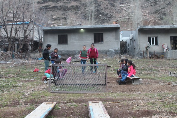 Şırnak'ta 'Survivor' köyü