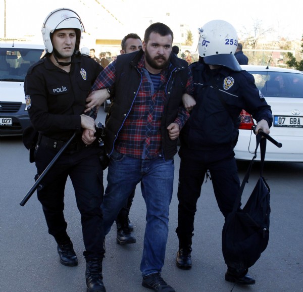 Akdeniz Üniversitesi karıştı!