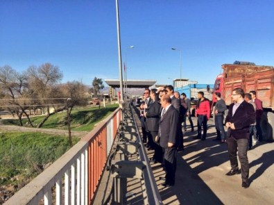 Mardin Vali Yardımcısı Ali İkram Tuna Ve İhracatçılardan Habur Ziyareti