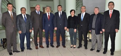 Vergi Dairesi Yöneticilerinden Başkan Özakalın'a Ziyaret