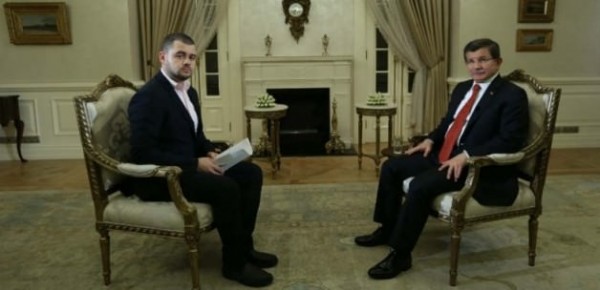 Başbakan Davutoğlu: YPG'yi Suriye rejimi destekliyor