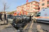 POLİS AKADEMİSİ - Başkent'te kaza 4 polis yaralı