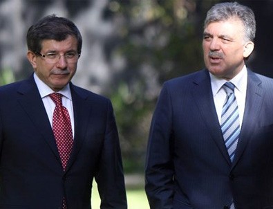 Davutoğlu’ndan Gül’e sürpriz telefon