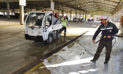 Döşemealtı Temizlik İşleri Yeni Araçlarla Güçlendirildi