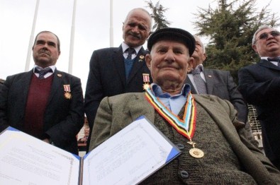 Kahramanlar İçin Geç Gelen 'Vefa'