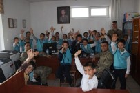 Öğrencilerden Mehmetçiğe Anlamlı Ziyaret