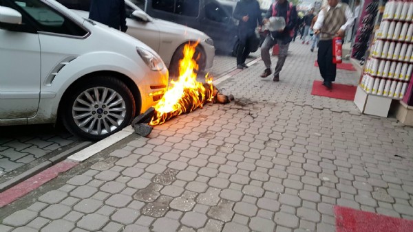 Herkesin gözünün önünde cayır cayır yandı