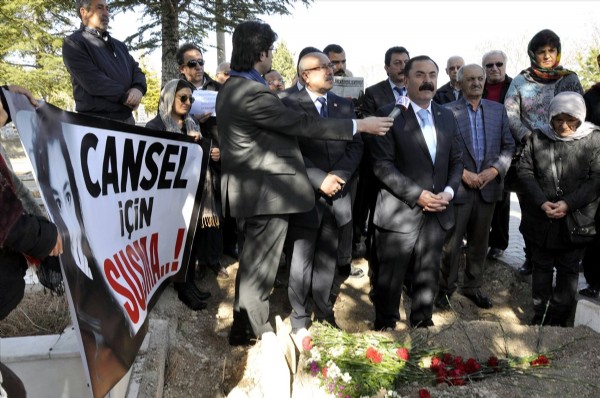 İntihar eden Cansel'in soruşturulması derinleşiyor
