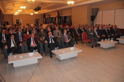 Elazığ'ın Vergi Rekortmenlerine Plaket Verildi