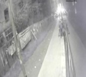 TESBIH - On Gün Arayla Aynı Özel Halk Otobüsüne Yine Hırsız Girdi