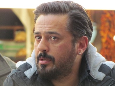 Sanatçı Emre Altuğ'dan Annesine Veda