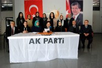 DAĞLIK KARABAĞ - AK Parti'li Kadınlar Hocalı Katliamı'nı Kınadı