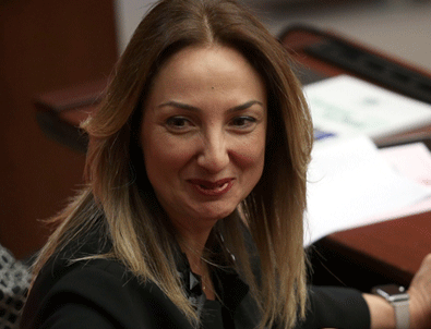 Aylin Nazlıaka Meclis'te