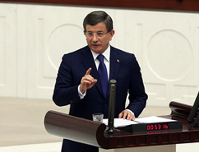 Davutoğlu'ndan muhalefete ayar üstüne ayar