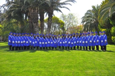 Çakabey Okulları LYS'de İzmir İkincisi Oldu