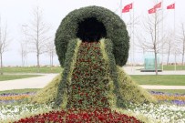 VEFA SALMAN - Dünyanın En Büyük Çiçek Şelalesi Yalova'da Yapıldı