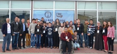 Duyarlı Bedenler Çanakkale'de