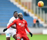 NADİR ÇİFTÇİ - Eskişehirspor'un Kozu Axel Meye