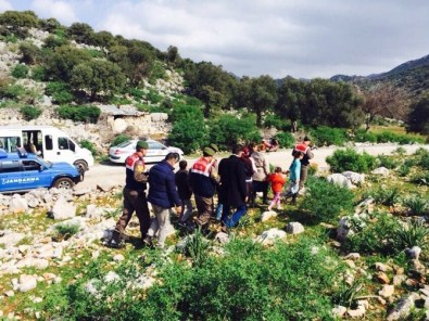 Marmaris'te 11 Mülteci Ve 5 Organizatör Yakalandı