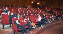İLKÖĞRETİM MÜDÜRÜ - Öğrencilerin Tiyatro Keyfi