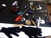 Emekli Astsubayın Evine Giren Hırsız Yakayı Ele Verdi