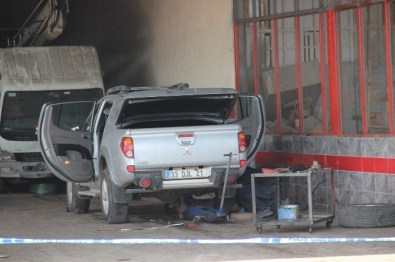 Şanlıurfa'da Bomba Düzeneği Kurulu Araç Bulundu