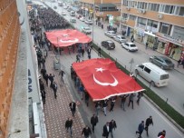 Turhal'da 'Teröre Lanet, Şehitlere Vefa, Bayrağa Saygı' Yürüyüşü