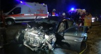 LÜKS OTOMOBİL - İki Araç Hurdaya Döndü Açıklaması 3 Yaralı!