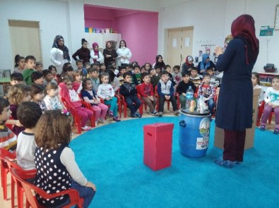 Tokat'ta Öğrencilere Çevre Ve Geri Dönüşüm Dersi