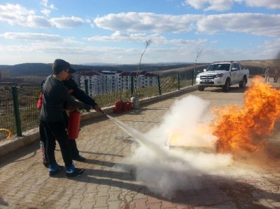 Yozgat Çözüm Koleji'nin Kariyer Günleri Konuğu İtfaiyeciler Oldu