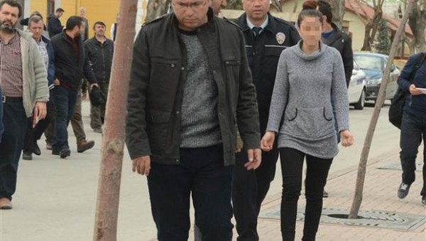 Sevgilisiyle birlikte olmak için bomba ihbarı yaptı!