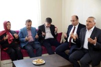 MUSTAFA CİHAD FESLİHAN - Antalya Protokolünden Şehit Evine Taziye Ziyareti