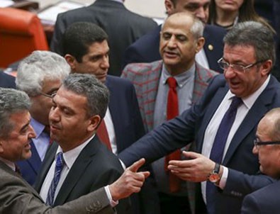 Cumhurbaşkanı Erdoğan'ın 'AYM' açıklaması Meclis'te tartışma yarattı