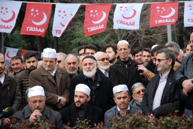 Necmettin Erbakan Mezarı Başında Anıldı