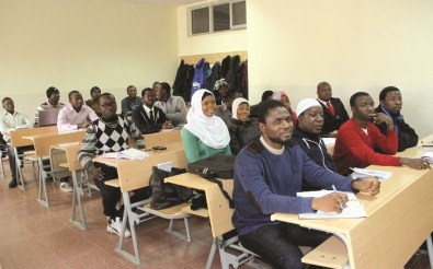 TİKA'dan Afrika'ya 15 Program İle Eğitim