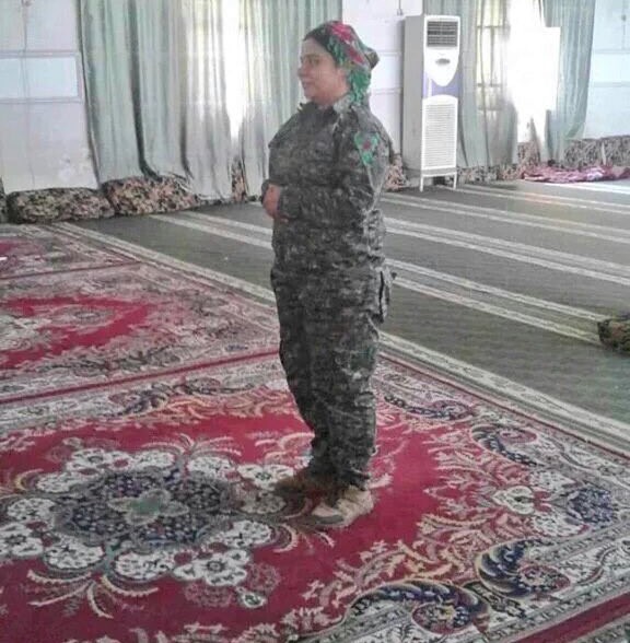 YPG'li teröristler camilerle dalga geçti